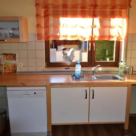 Haus Emil Unter Der Burg Apartman Dahn